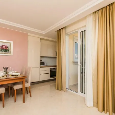 Luxury Tunera 5* Porat