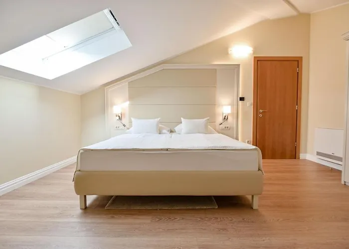 Luxury Tunera