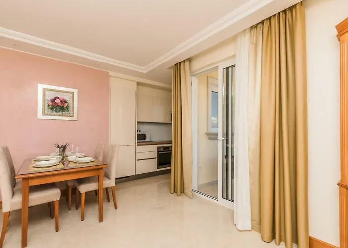 Luxury Tunera 5* Porat (Krk)